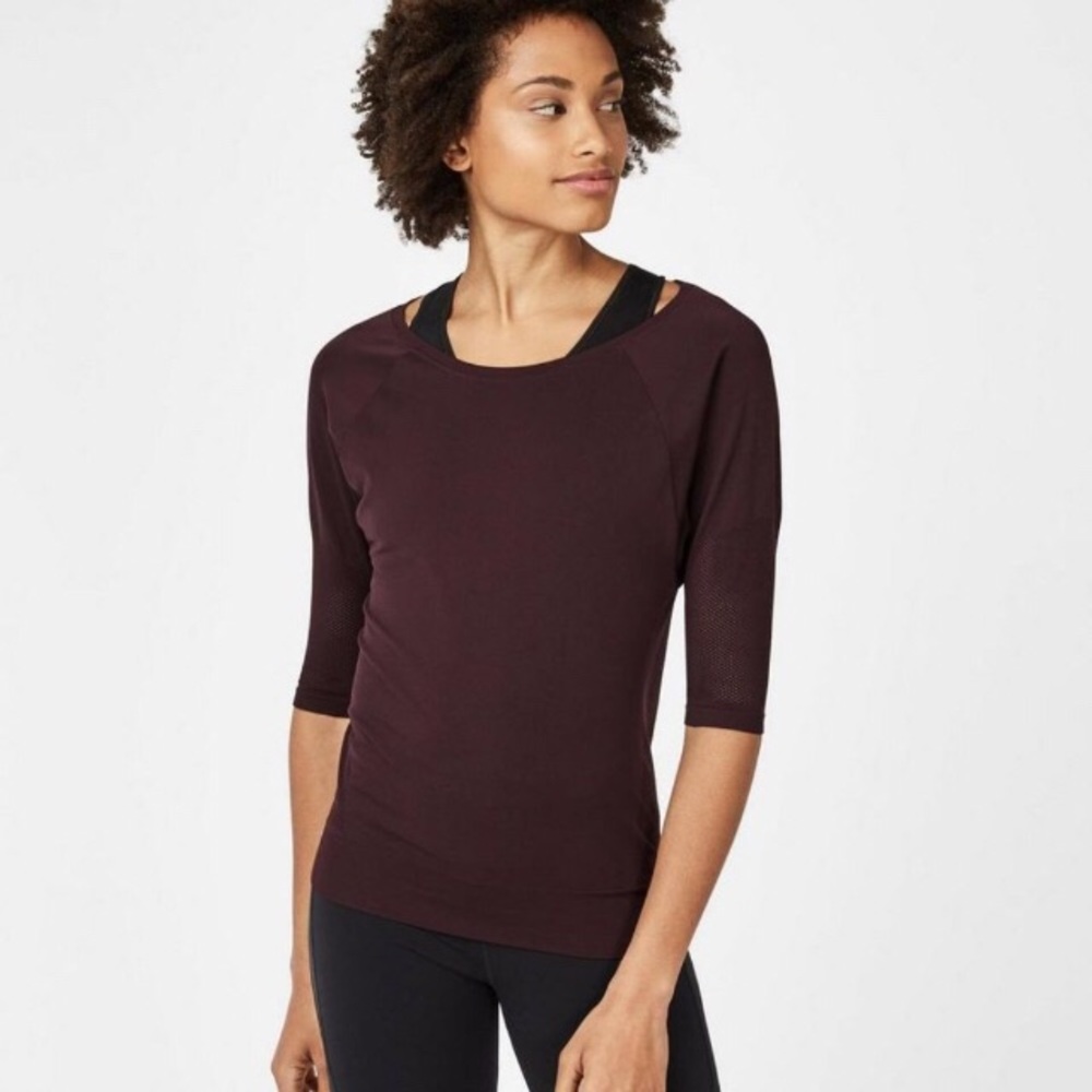 💕 Sweaty Betty Dolman Workout top Maroon
